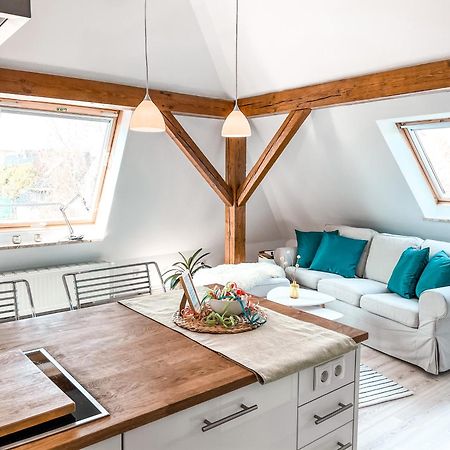 Stilvolle Dachgeschosswohnung In Duesternbrook Кіль Екстер'єр фото